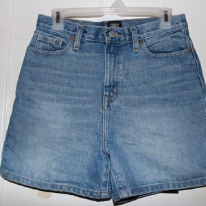 BDG by Urban Outfitters Mom Jean Shorts Sz 26